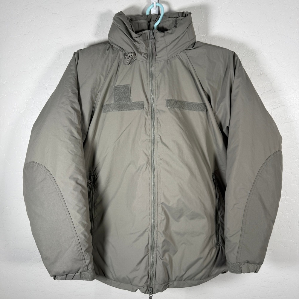 Extreme Cold Weather Gen III ECWCS Parka Puffer Jacket Medium Reg Hooded